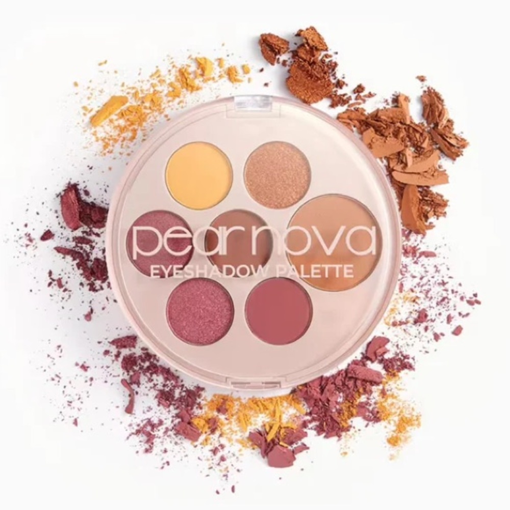 Pear Nova eyeshadow palette, 7 colors